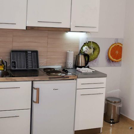 Iva Apartmani Tribalj Exterior foto