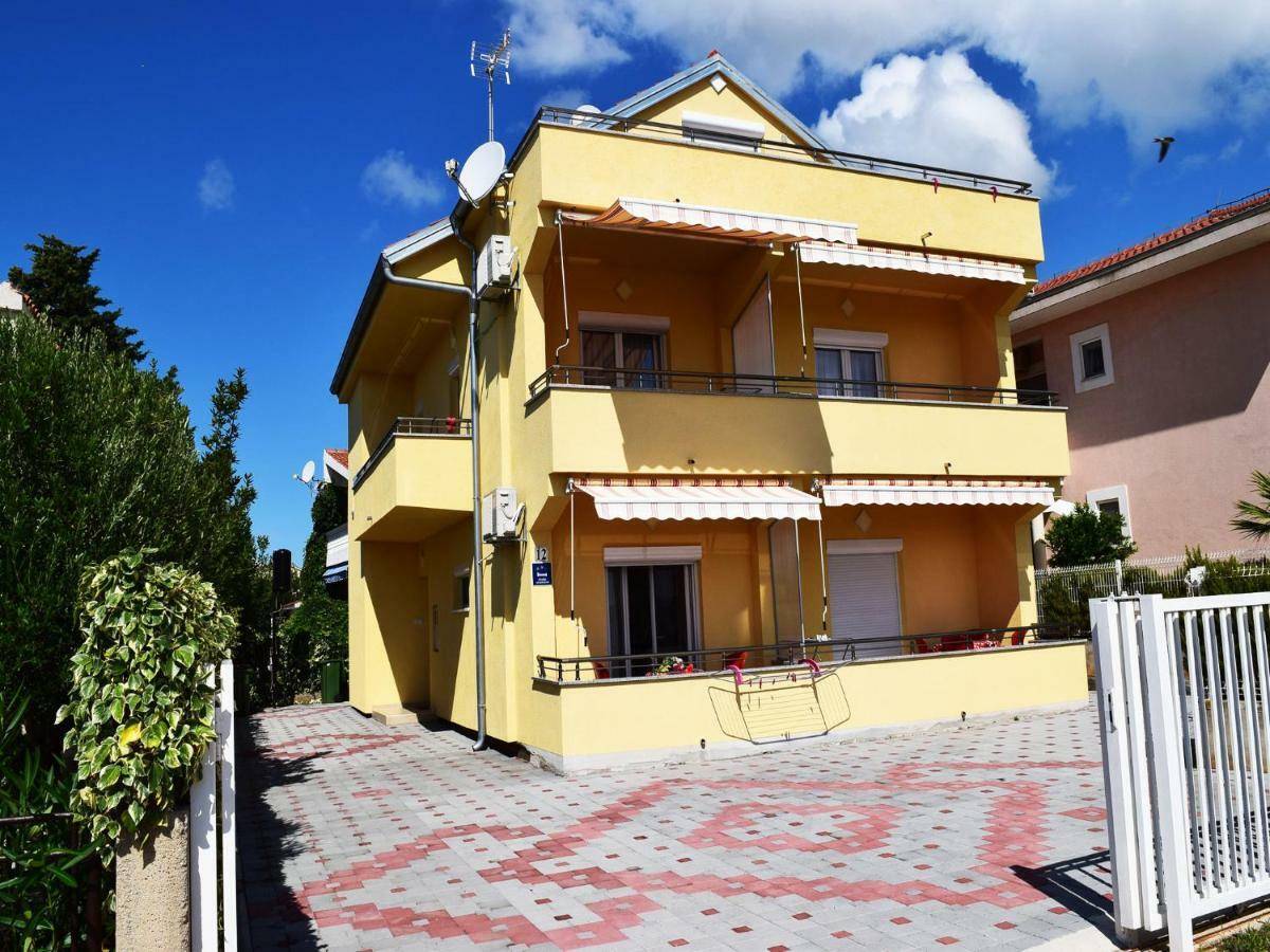 Iva Apartmani Tribalj Exterior foto