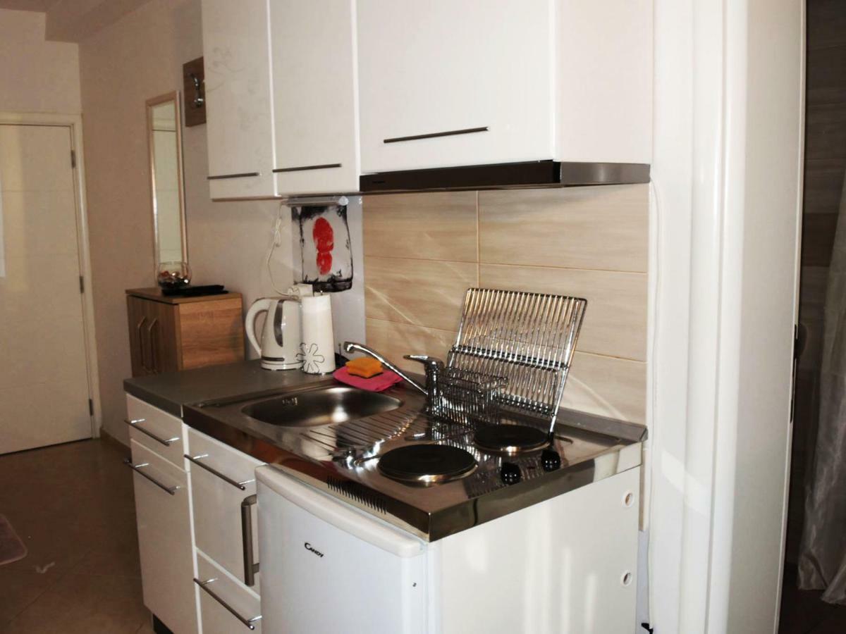 Iva Apartmani Tribalj Exterior foto